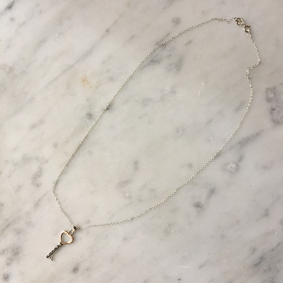 Key to My Heart Necklace - Picture 2 of 3